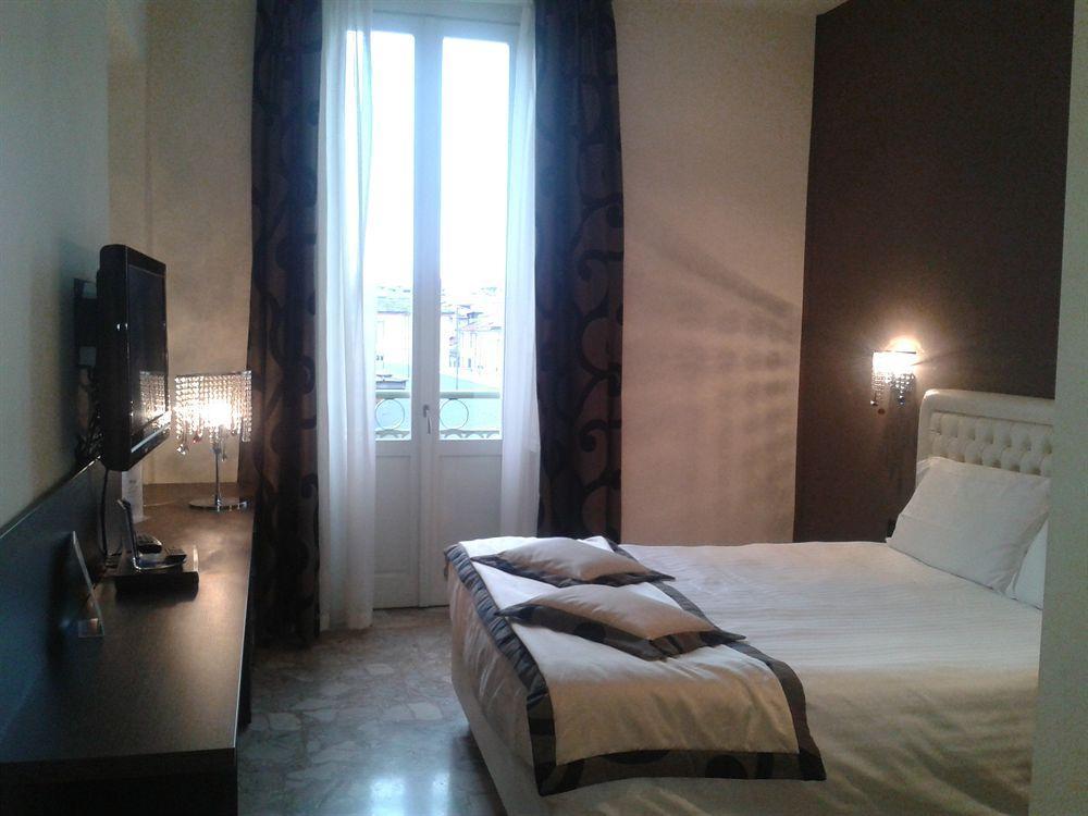 Best Western Plus Royal Superga Hotel Cuneo Esterno foto
