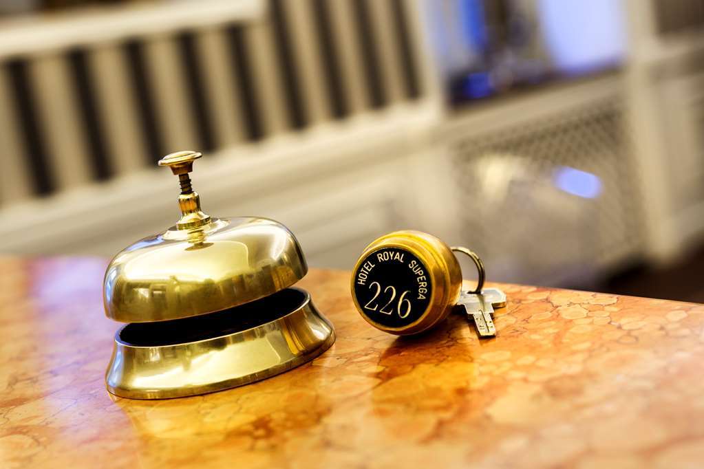 Best Western Plus Royal Superga Hotel Cuneo Interno foto