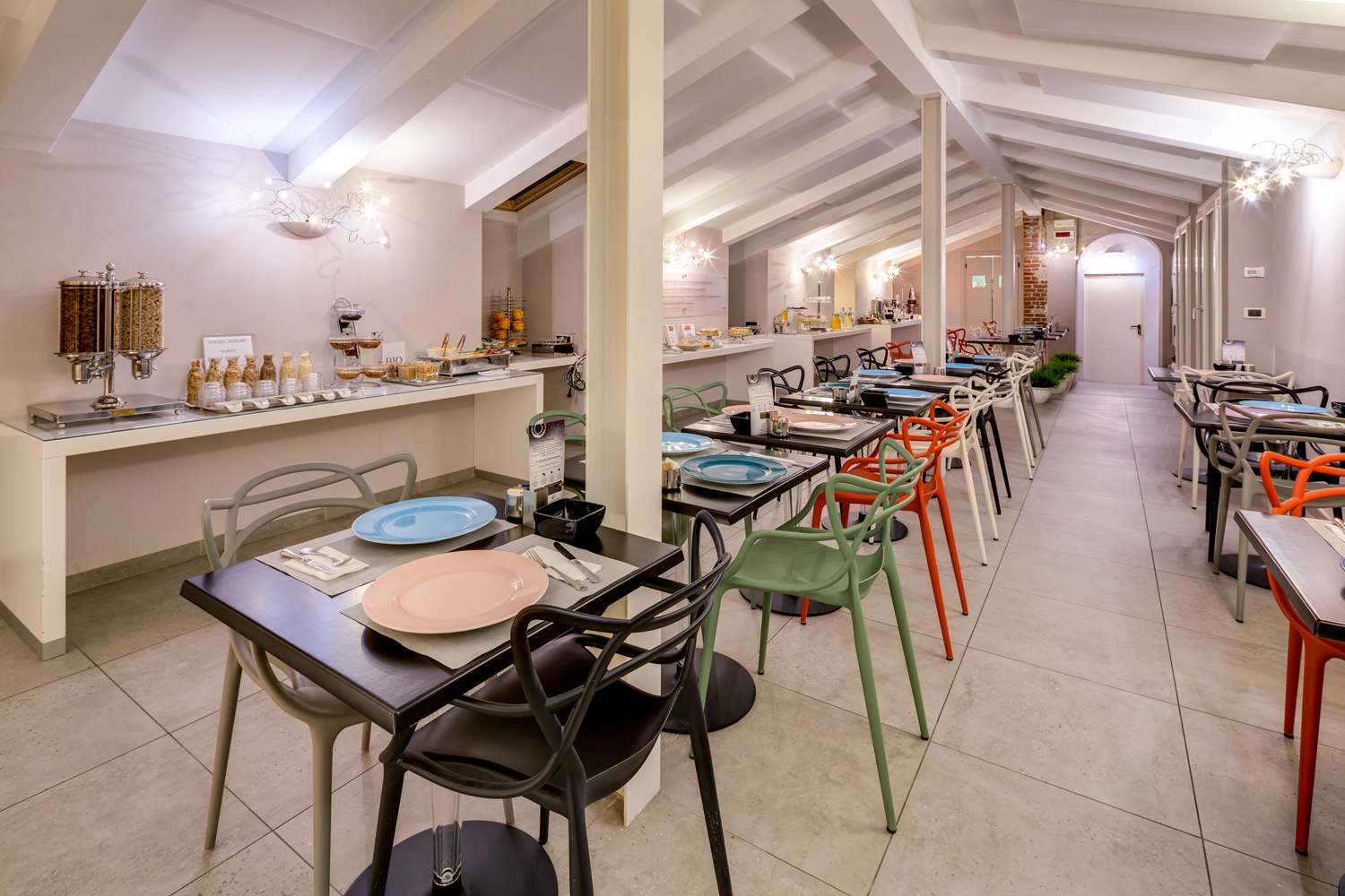 Best Western Plus Royal Superga Hotel Cuneo Esterno foto