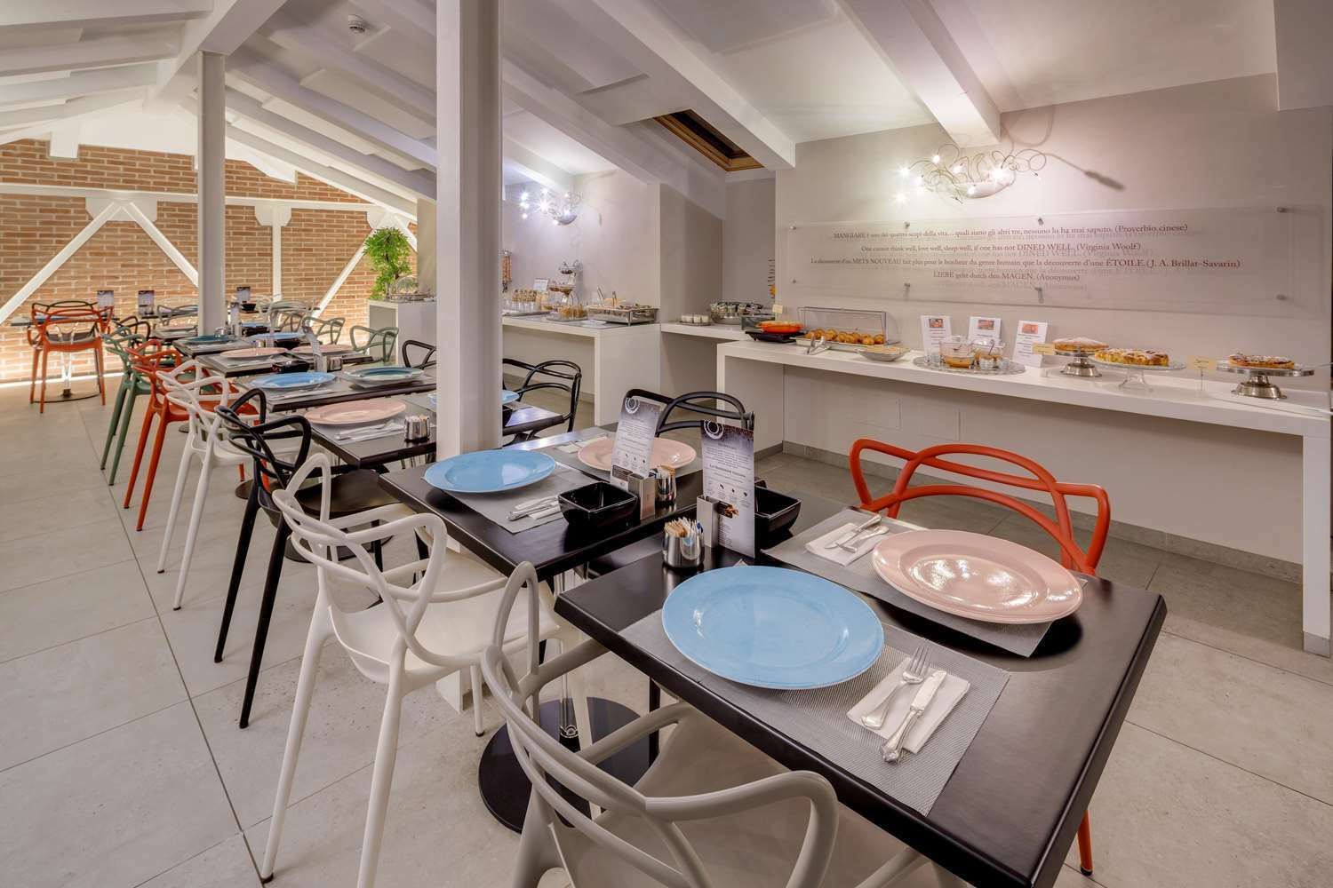 Best Western Plus Royal Superga Hotel Cuneo Esterno foto
